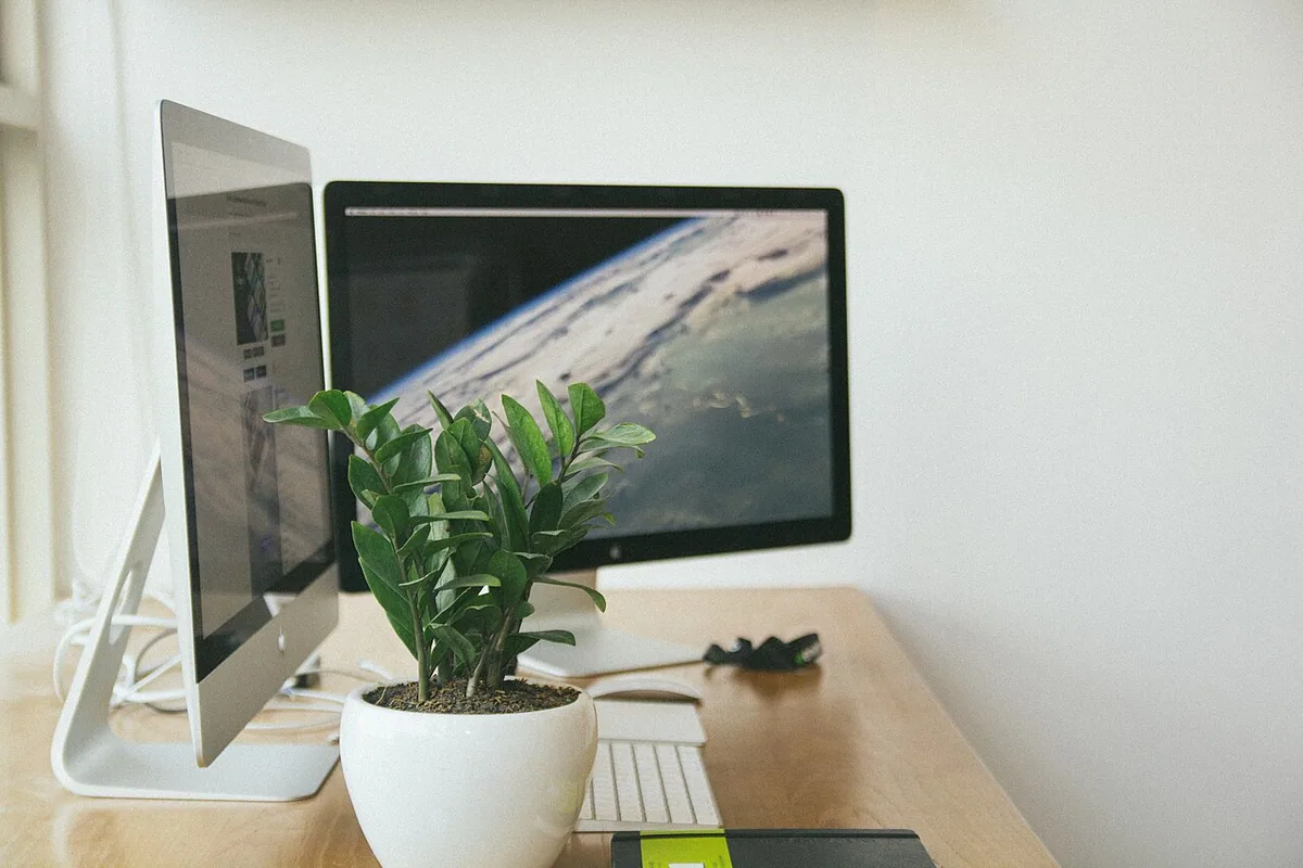 1080p or 1440p on a 27-Inch Monitor: When the Upgrade Is Wasted